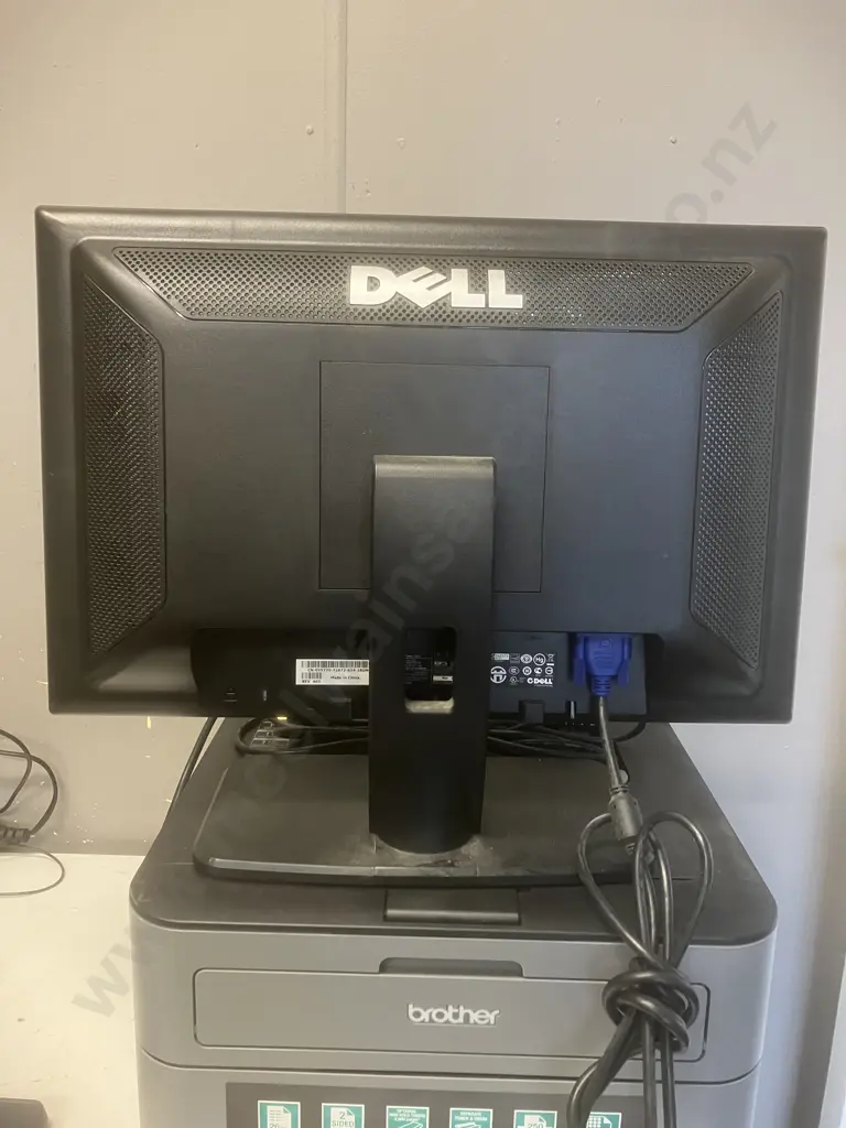 Del Monitor, Brother HL-L2300D Printer, Logitech Keyboard, Mouse & Speakers Image 1++