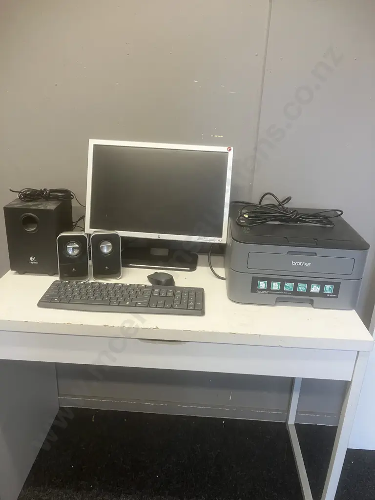 Del Monitor, Brother HL-L2300D Printer, Logitech Keyboard, Mouse & Speakers Image 1++
