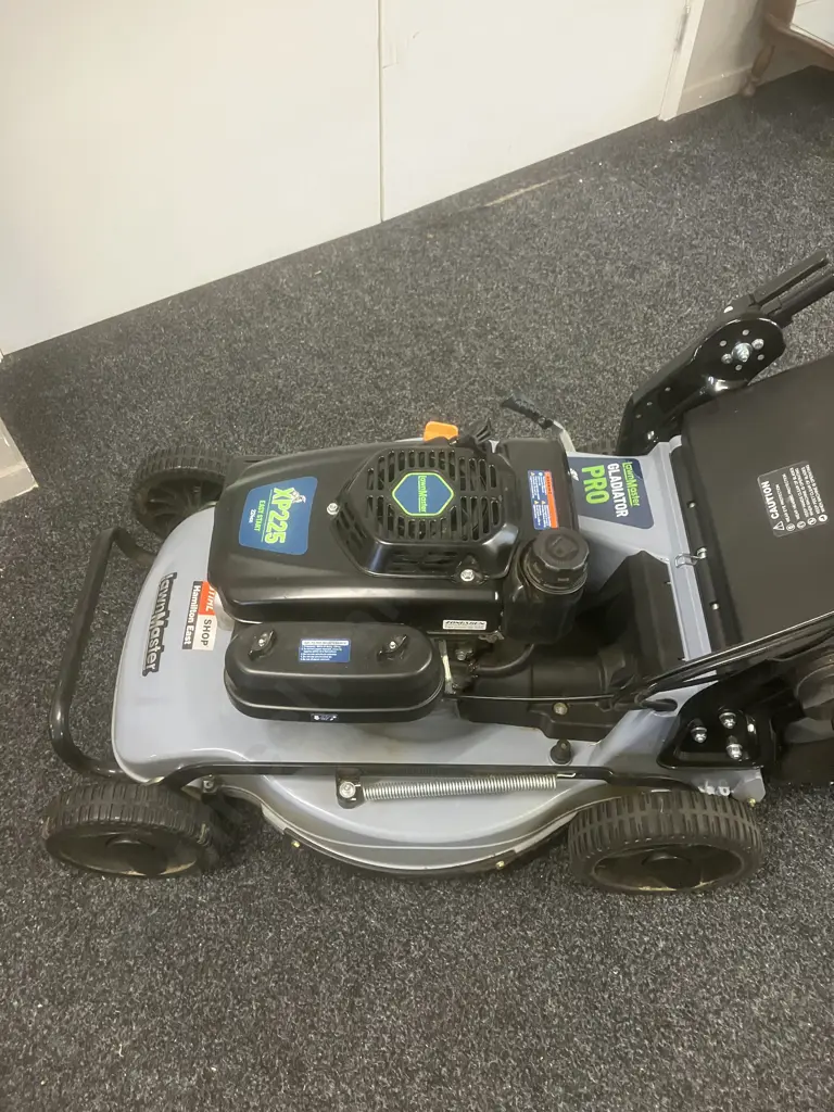 LawnMaster Mower Gladiator Pro 21" Commercial With 70L Catcher & Mulch Plug, Owners Manual. Self-Propelled Image 1++