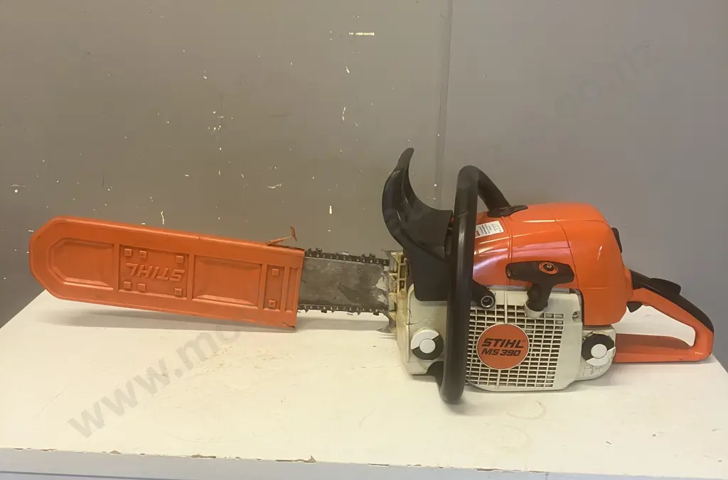 Stihl MS380 Petrol Chainsaw Image 1++