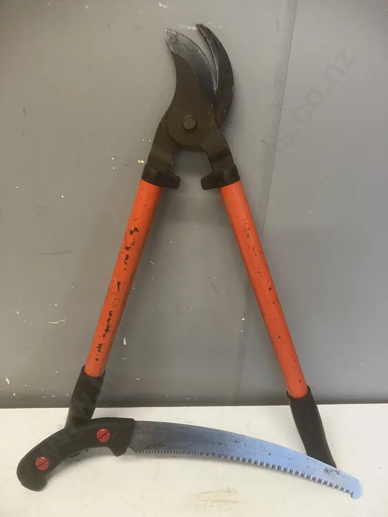 Silky ZUBAT 300 Professional Curved-Blade Saw With Scabbard (300mm) & Sandvik Pradines Pruners (44cm Handles) Image 1++