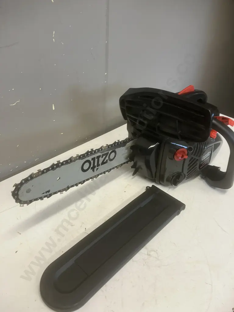 Ozito Petrol Chainsaw - 25.4cc 305mm Bar Image 1++