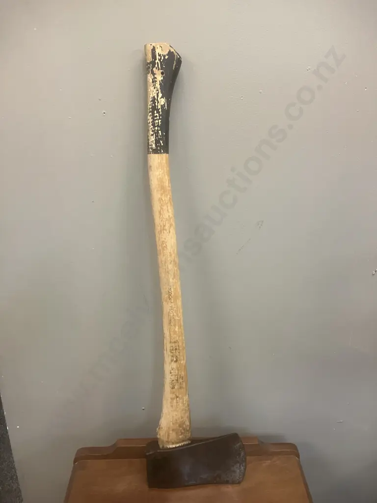 Vintage Sandvik '4' Axe Made In Germany With a USA Original Hickory Handle Image 1++
