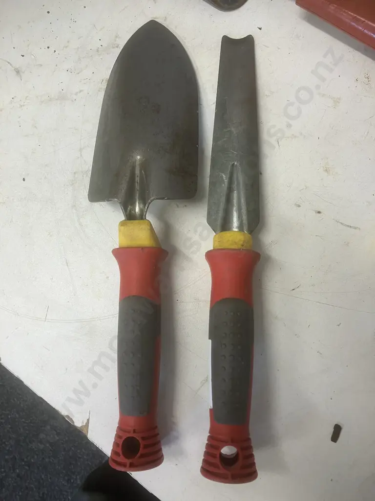 WOLF-Garten Garden Tools - Trowel, Shears, RR4000 Secateurs, Weeding / Planting Knife & Fork Image 1++