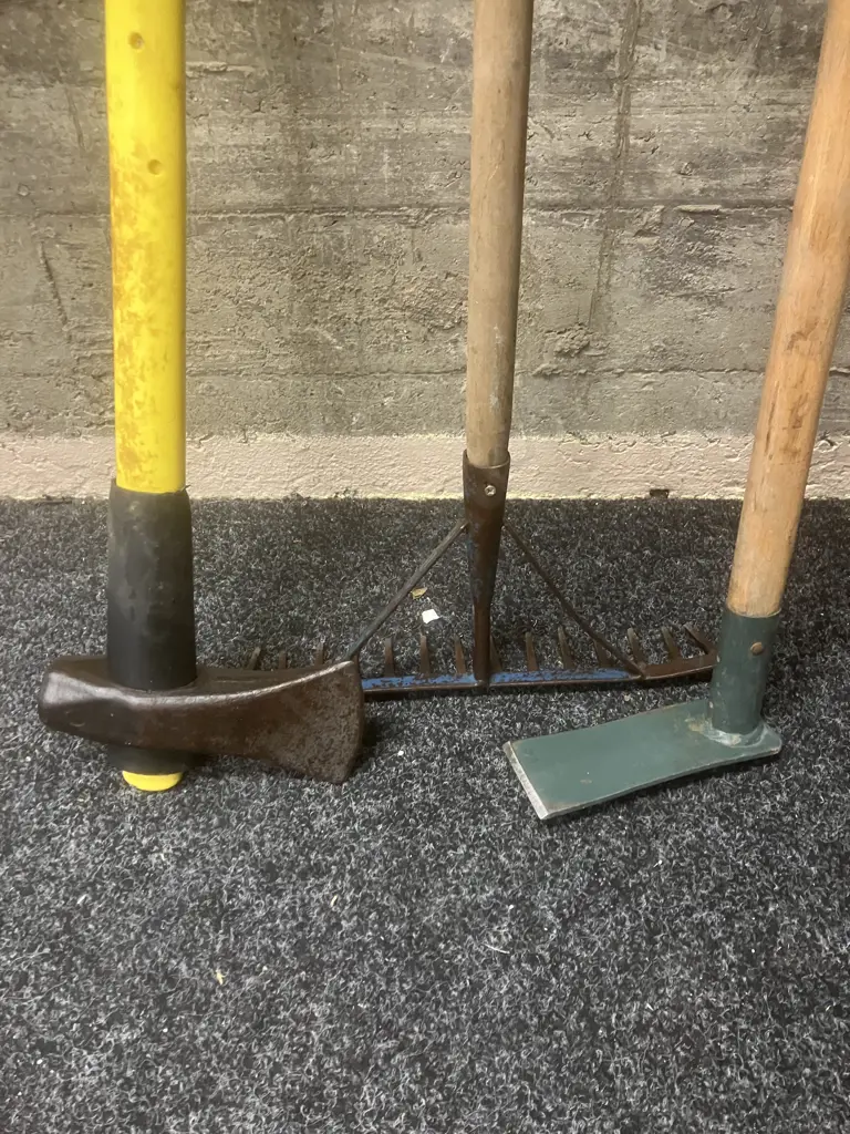 Splitting Axe, Rake, Garden Grubber Image 1++