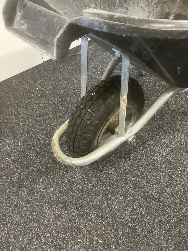 New Zealand Wheelbarrow's Handipour Wheelbarrow Image 1++