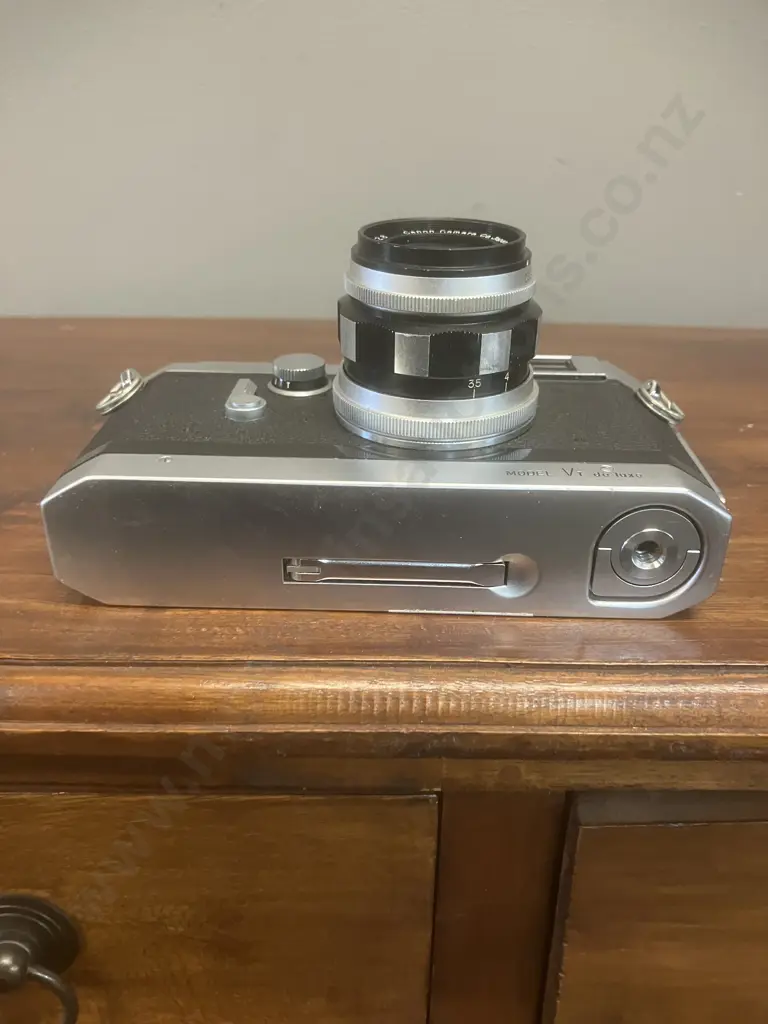 Canon VT de luxe 35mm Rangefinder Camera #562831 With 50mm f2.8 Lens #12466 LTM - Japan 1957 Image 1++