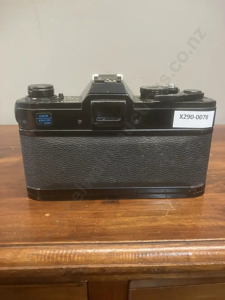 Canon FTb 35mm SLR Film Camera #693935 Canon FL 28mm f/3.5 Lens #53734  Japan 1971 Image 1++