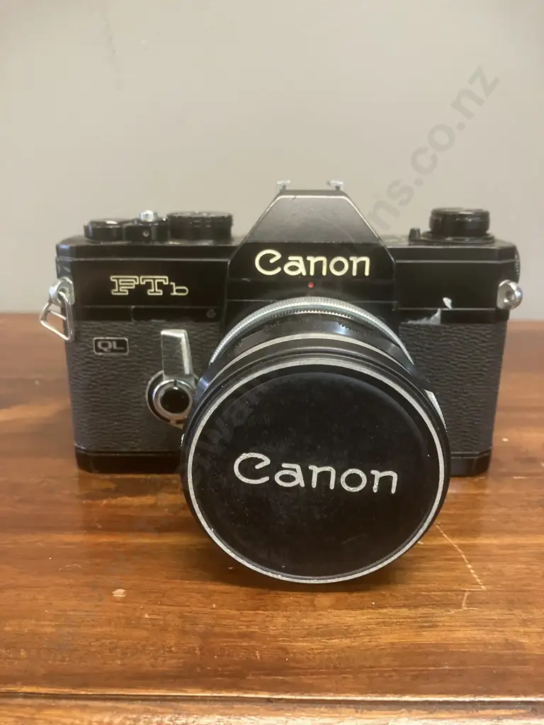 Canon FTb 35mm SLR Film Camera #693935 Canon FL 28mm f/3.5 Lens #53734  Japan 1971 Image 1++