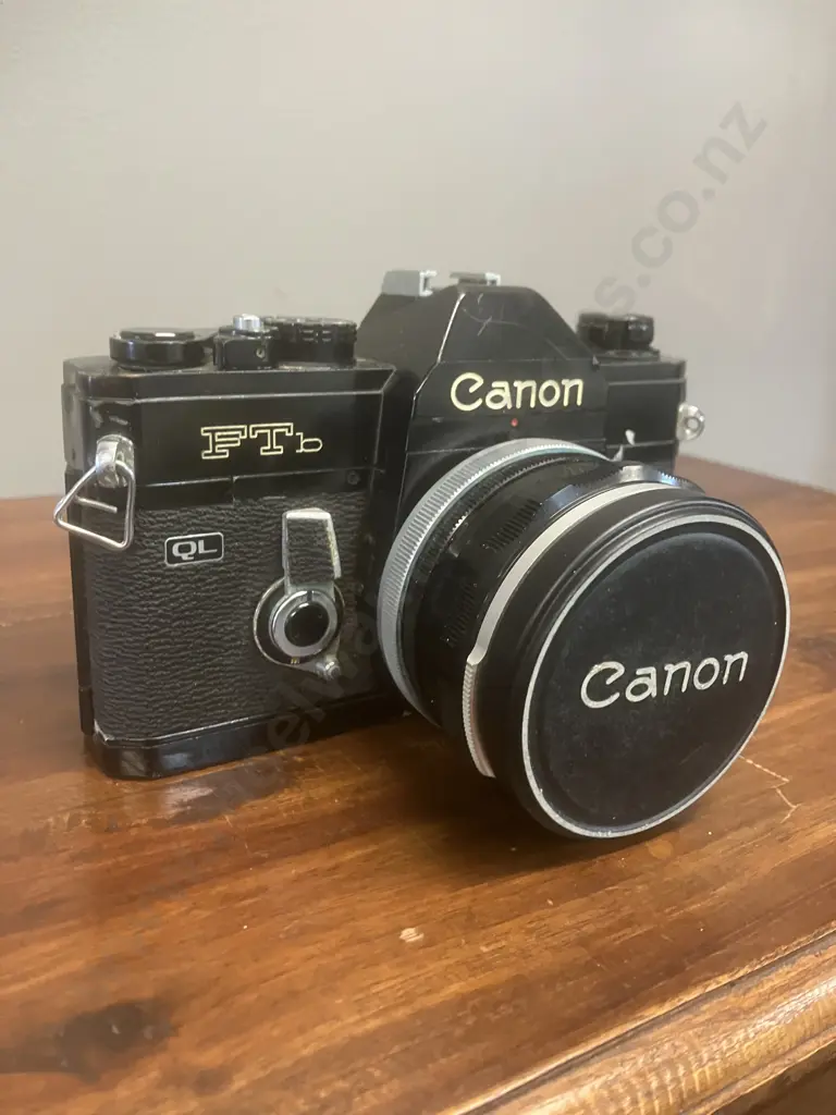 Canon FTb 35mm SLR Film Camera #693935 Canon FL 28mm f/3.5 Lens #53734  Japan 1971 Image 1++