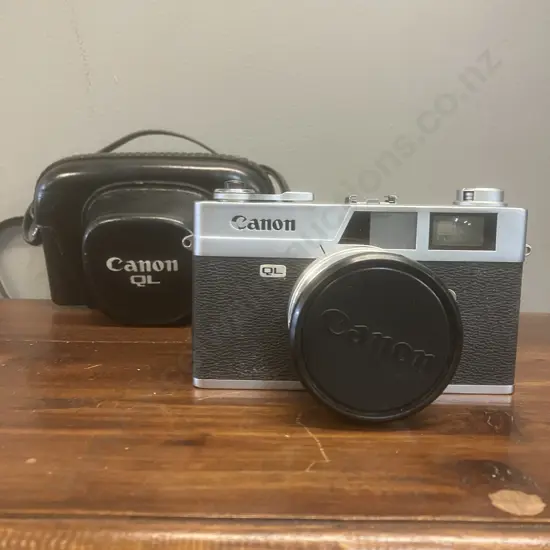 Canon Canonet QL25 35mm Rangefinder Camera #128782 With 45mm f2.5 Canon SE Lens & Leather Case - Japan 1965