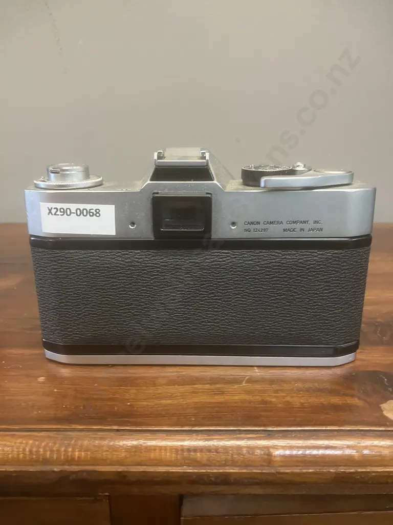 Canon FP 35mm SLR Film Camera #124287 With a Canon FL 50mm f/1.8 Lens & Canon FP Meter In Case - Japan 1964 Image 1++