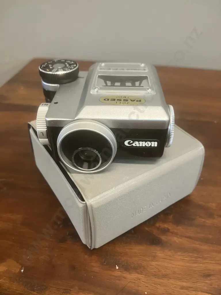 Canon FP 35mm SLR Film Camera #124287 With a Canon FL 50mm f/1.8 Lens & Canon FP Meter In Case - Japan 1964 Image 1++