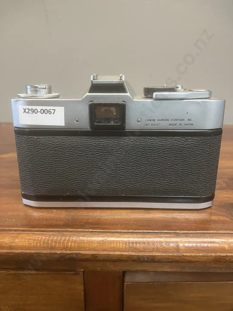 Canon FP 35mm SLR Film Camera #105842 With Canon FL 35mm f/2.5 Lens - Japan 1964 Image 1++