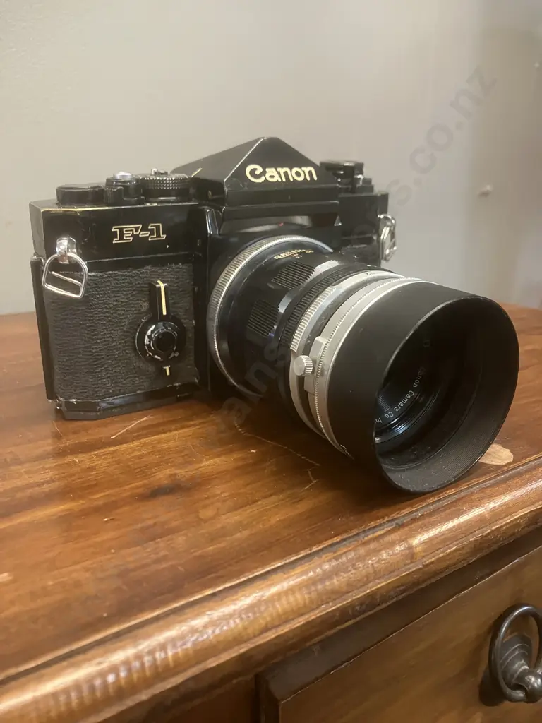 Canon F-1 35mm SLR Film Camera #115979 Canon FL 100mm f/3.5 Lens & Boxed Canon F2 Camera Holder, Japan 1971 - 1981 Image 1++