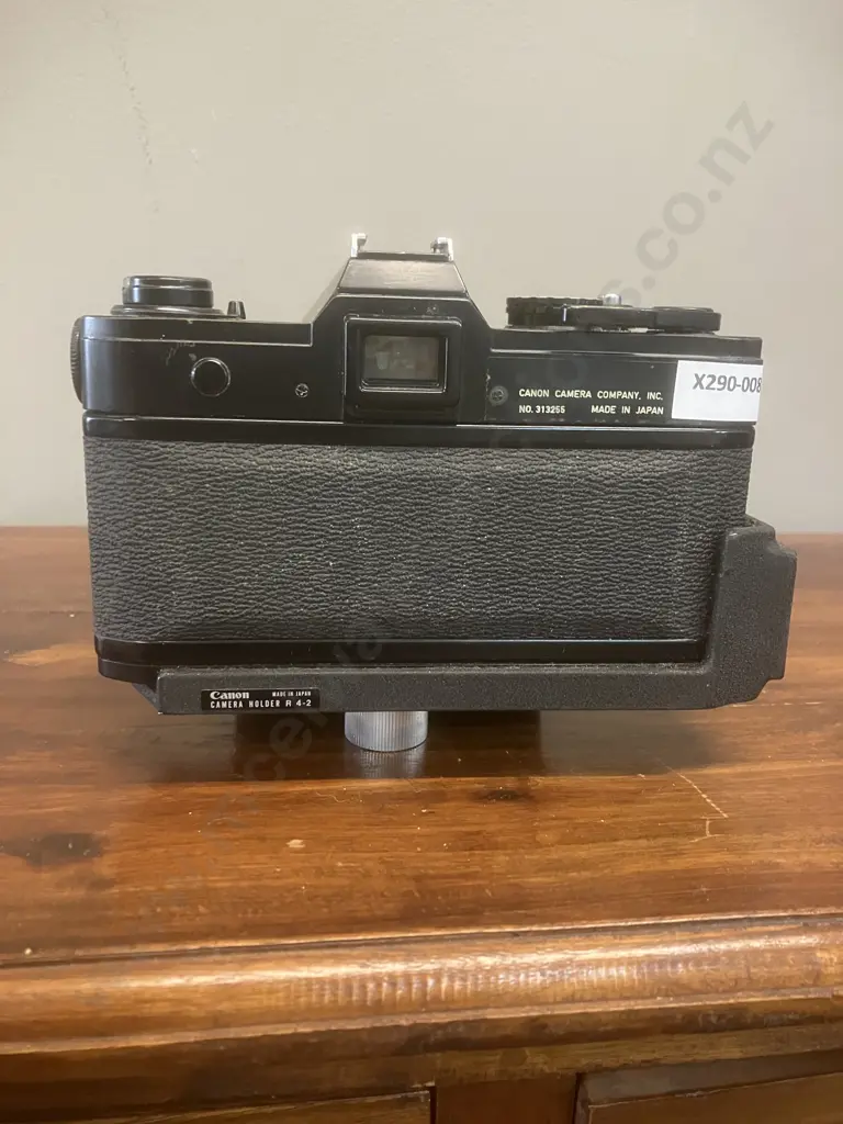 Canon FT QL 35mm SLR Film Camera Black #313255 Macro Canon Lens FL 50mm f/3.5 #12345 (Early Version), Japan 1966 - 1972 Image 1++