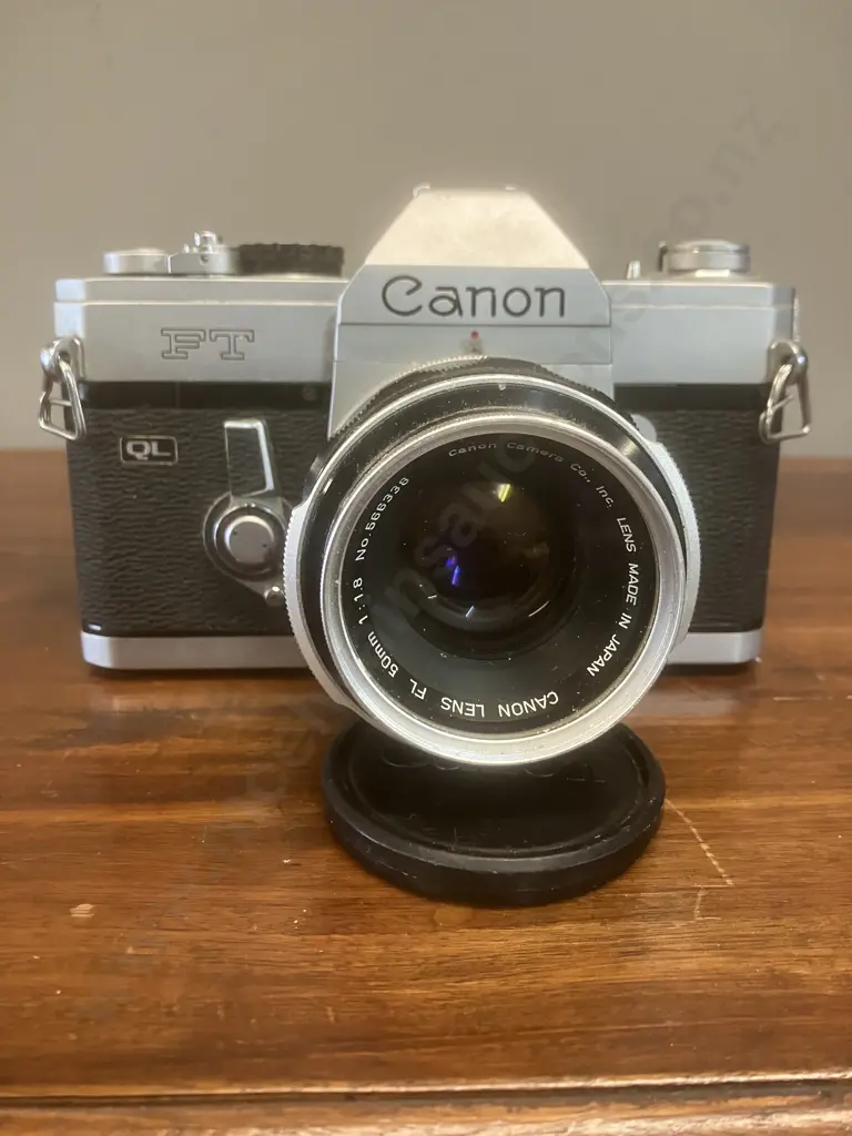 Canon FT QL 35mm SLR Film Camera #320892 With a Canon FL 50mm f/1.8 Lens #566338 (Early Version), Japan 1966 - 1972 Image 1++