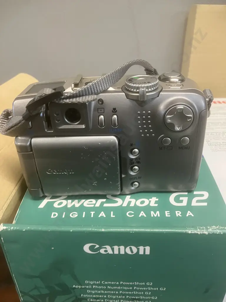 Canon PowerShot G2 4.0MP Digital Camera With Original Box, Manual, Charger, Original Strap & Wireless Remote. 2001 Japan Image 1++