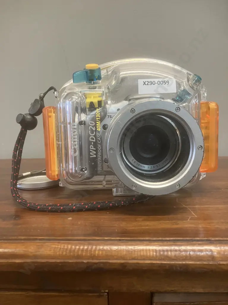 Canon PowerShot S1 IS 10x Compact Digital Camera With a Canon WP-DC20 Underwater Housing Image 1++