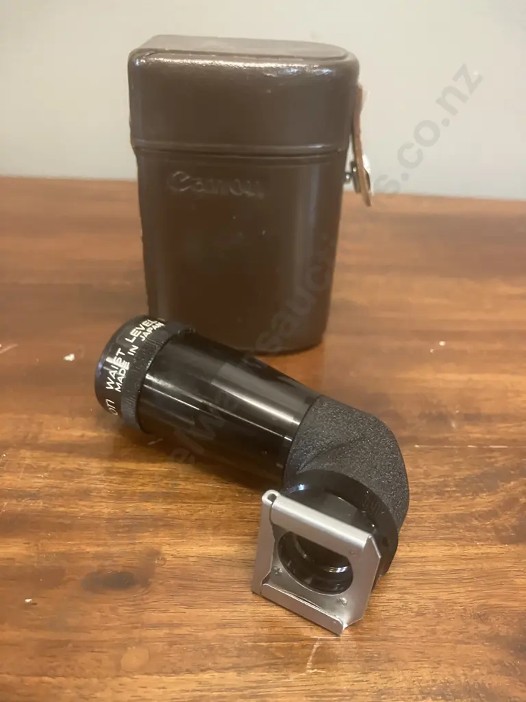 Canon Waist Level Viewer II Vintage With Leather Case Image 1++