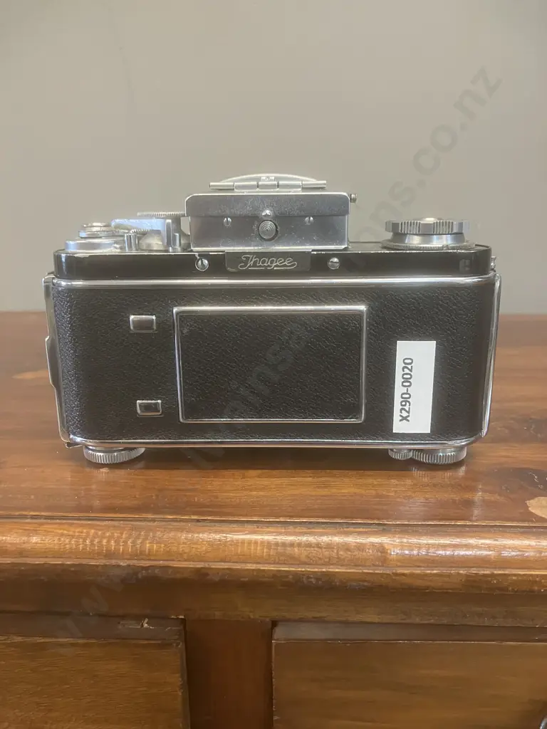 Exakta Varex IIa 35mm Film SLR Camera - Ihagee Kamerawerk Steenbergen & Co, Dresden 1958-60 Image 1++