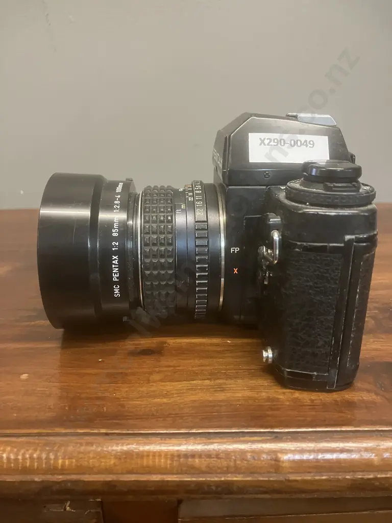Pentax LX 35mm Film SLR Camera #5351411 With 50mm f/4 SMC Pentax-M Lens - Made in Japan Image 1++
