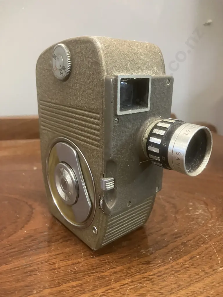 Sankyo 8-S Standard 8mm Film Movie Camera with f 1.9 13mm Lens Image 1++
