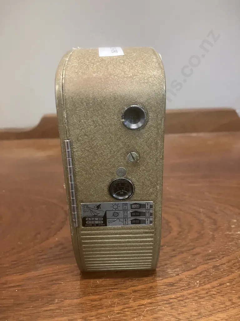 Sankyo 8-S Standard 8mm Film Movie Camera with f 1.9 13mm Lens Image 1++