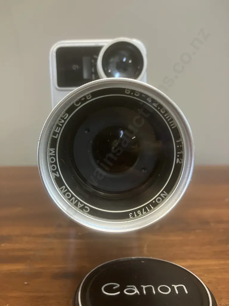 Canon Cine Zoom 512 8mm Camera With Zoom Lens 8.5-42.5mm 1:1.2 - 1960s Japan Image 1++