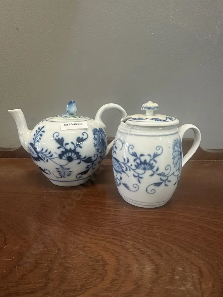 Vintage Meissen Blue Onion Teapot  & Sugar Bowl Image 1++