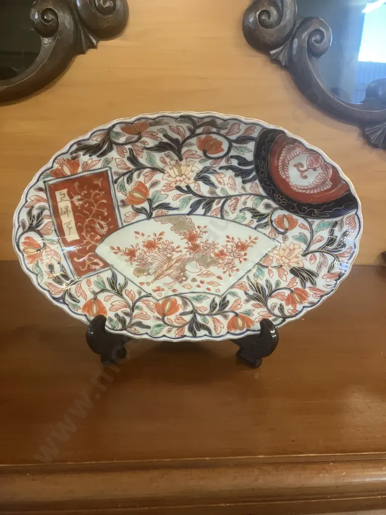 Antique Japanese Imari Porcelain Oval Bowl - Late Edo to Early Meiji Period, Scalloped Edge. H4.5 L26 W17cm Image 1++