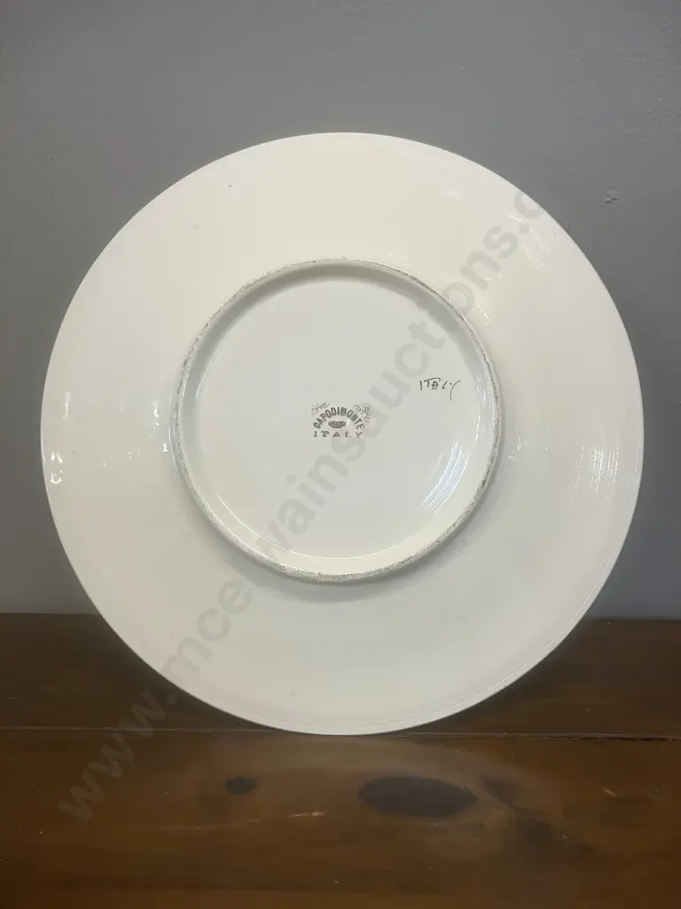 A Vintage Capodomonte Italy Cherub Wall Plate. Dia 27cm Image 1++