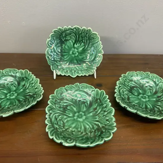 Vintage Green Majolica Moulded Spiralling Leaf Pattern Dishes x4