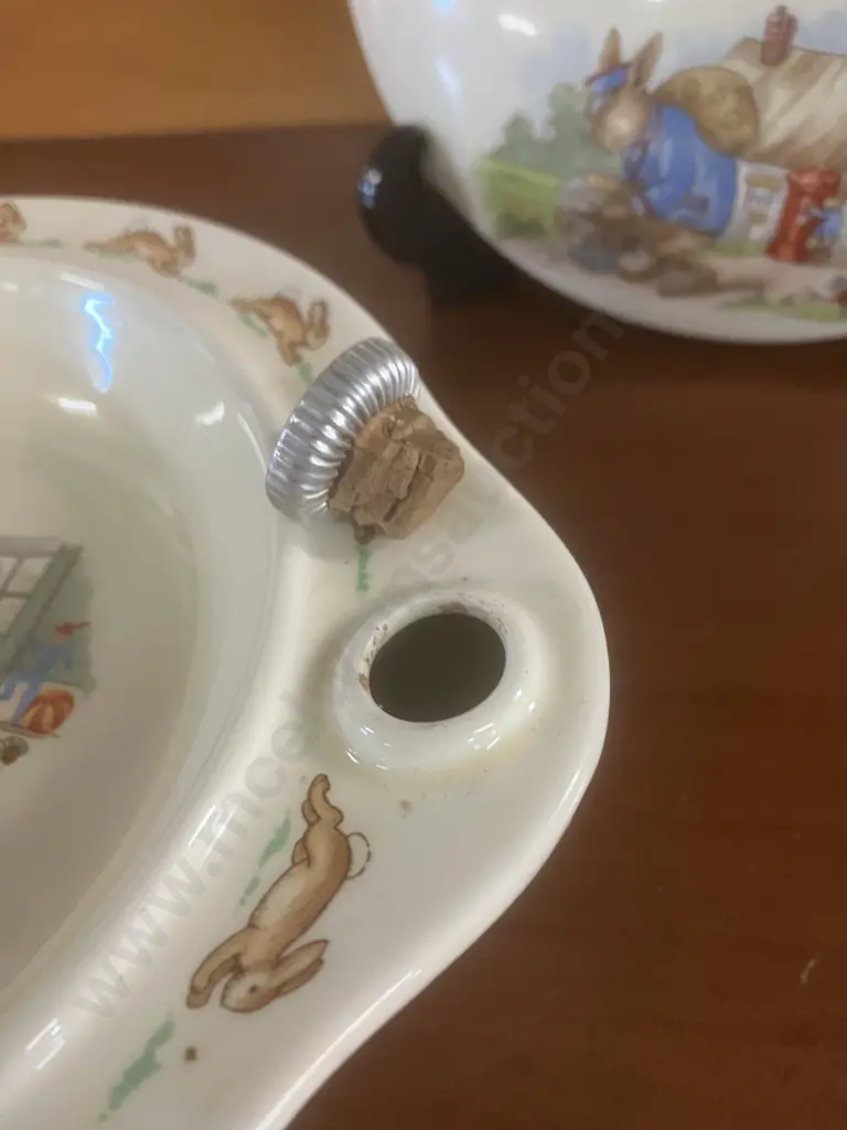 Vintage Royal Doulton Bunnykins Lidded Food Warming Bowl With its Original Plug Image 1++