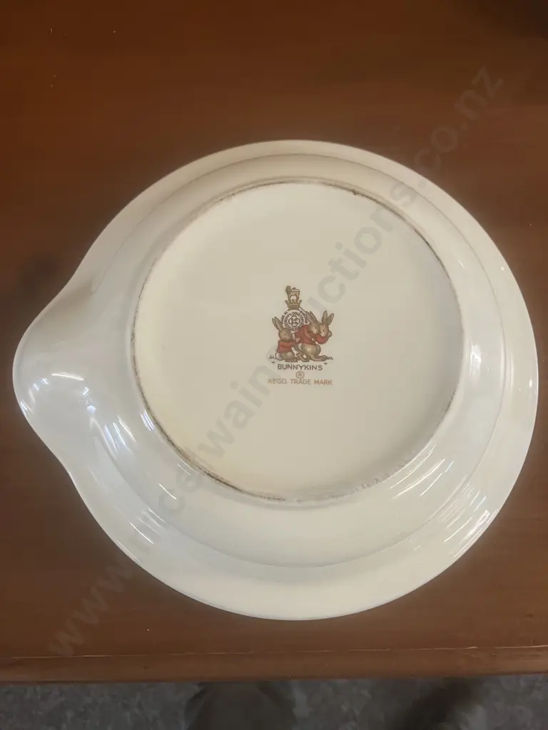 Vintage Royal Doulton Bunnykins Lidded Food Warming Bowl With its Original Plug Image 1++