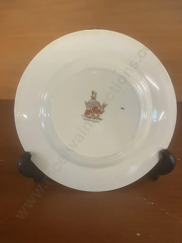 Vintage 1940s Royal Doulton Bunnykins ‘Hunt Ball’ Plate, Signed Barbara Vernon. Dia 16.5cm Image 1++