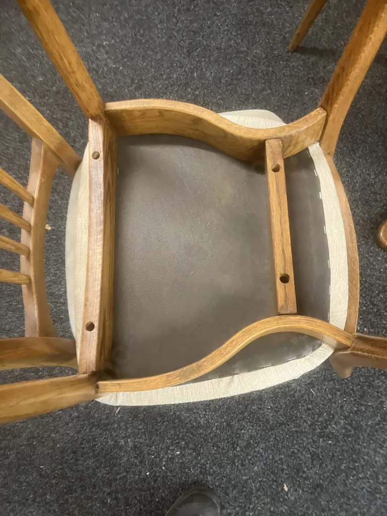 MCM Scandinavian Style Round Oak Extendable Dining Table & 4 Oak Slat Back Chairs Image 1++