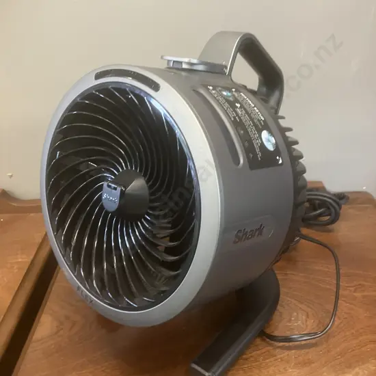 Shark FlexBreeze HydroGo Misting Portable Fan - Black (FA052QANZ)