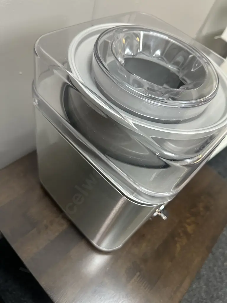 Cuisinart 2 Lt Frozen Yogert Sorbet & Icecream Maker Image 1++