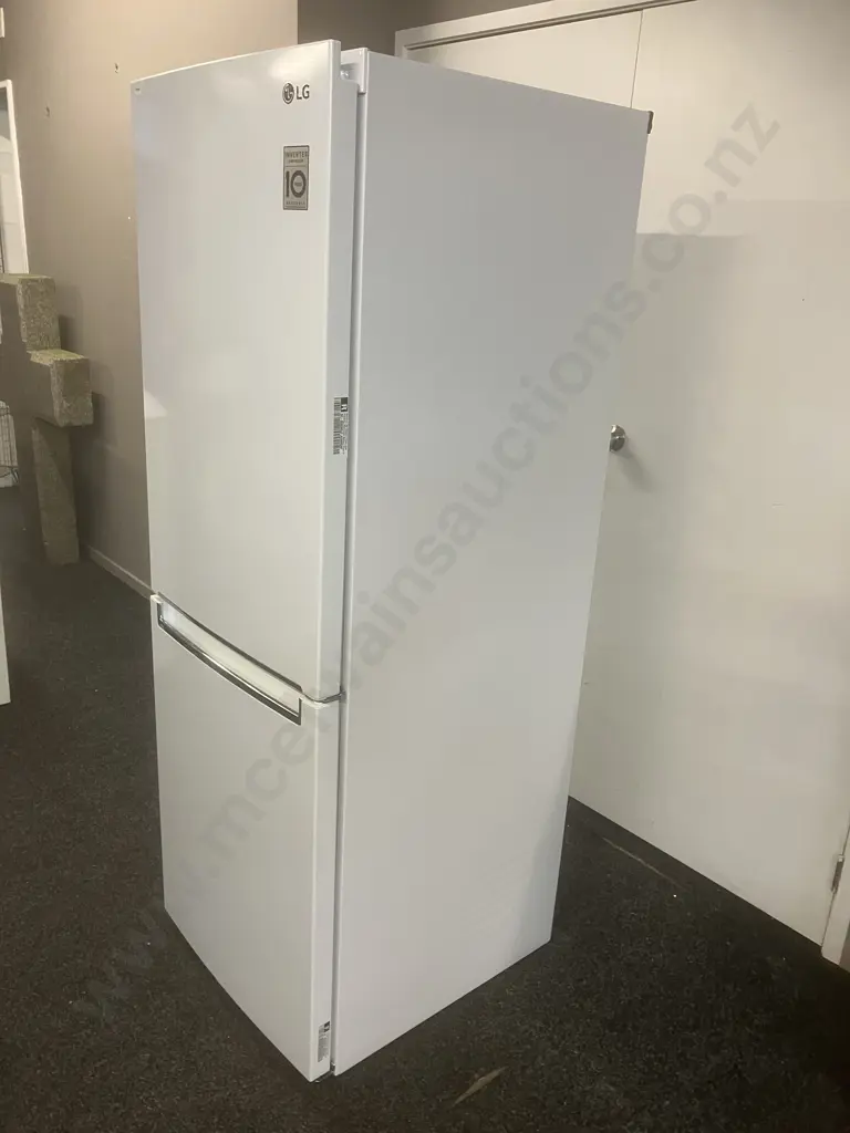 LG Fridge Freezer Model GB-335WL 335 Litre, White Image 1++
