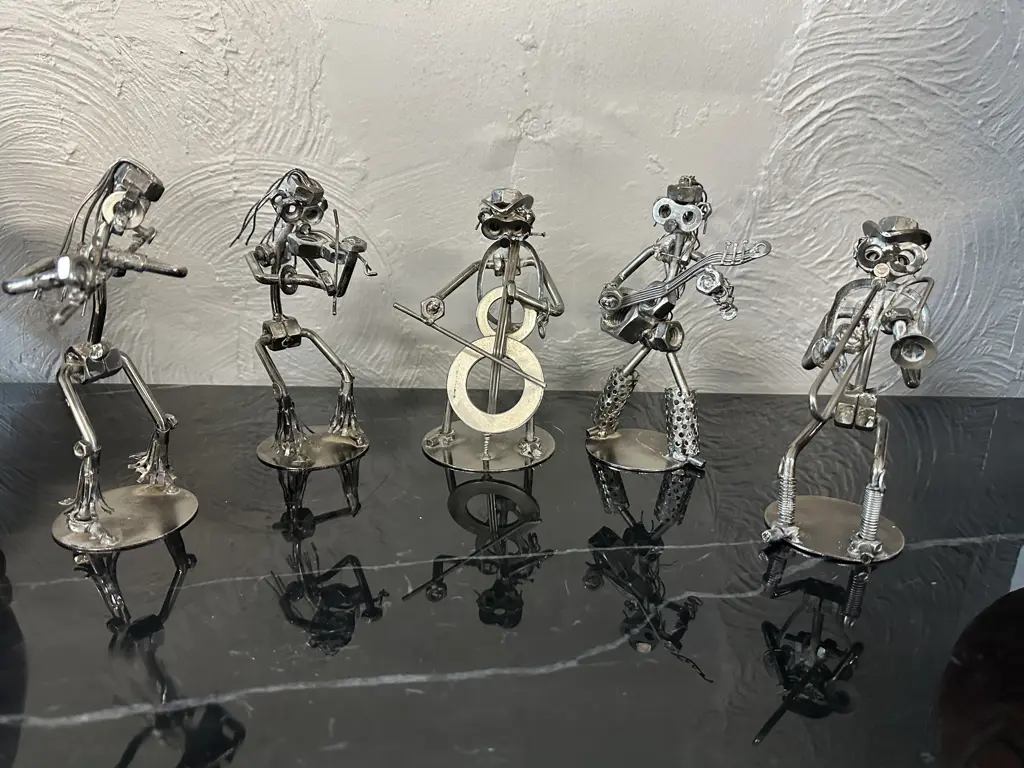Nuts & Bolts Five Piece Band Figurines Image 1++