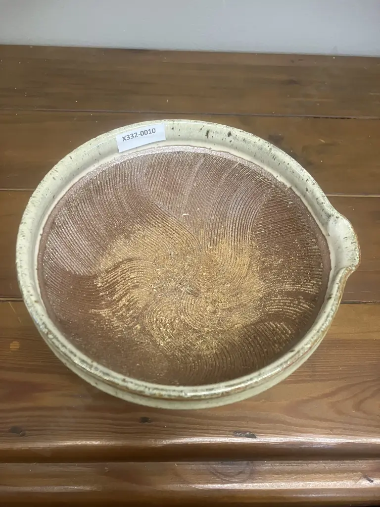Vintage Japanese Suribachi Mortar Grinding Bowl. 7.5 x 17cm Image 1++