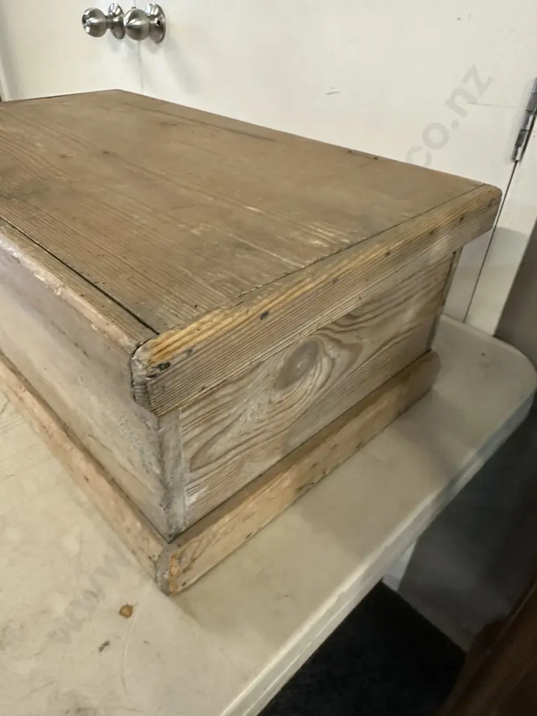 Early 1900s Baltic Pine Chest H25 W69 D40cm. Image 1++