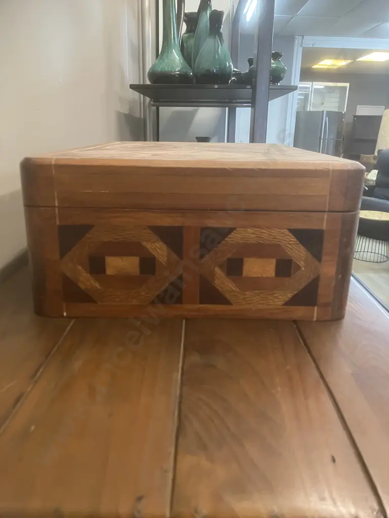 Antique Geometric Marquetry Inlay Wooden Box, Plush Velvet Lined Interior, Lockable With Key. H13 W39 D28cm Image 1++