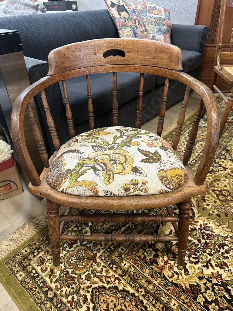 Antique Oak Spindle Back Tub Chair With Upholstered Seat Image 1++