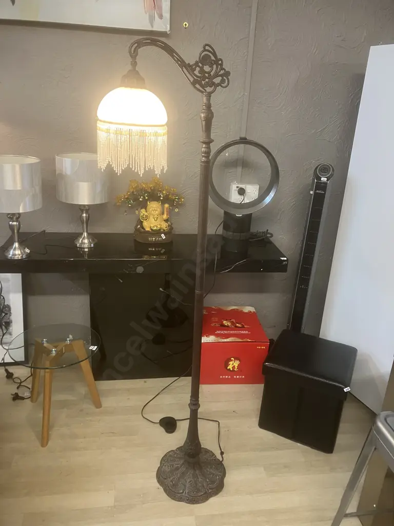 Heavy Ornate Bridge Floor Lamp. H162cm Image 1++