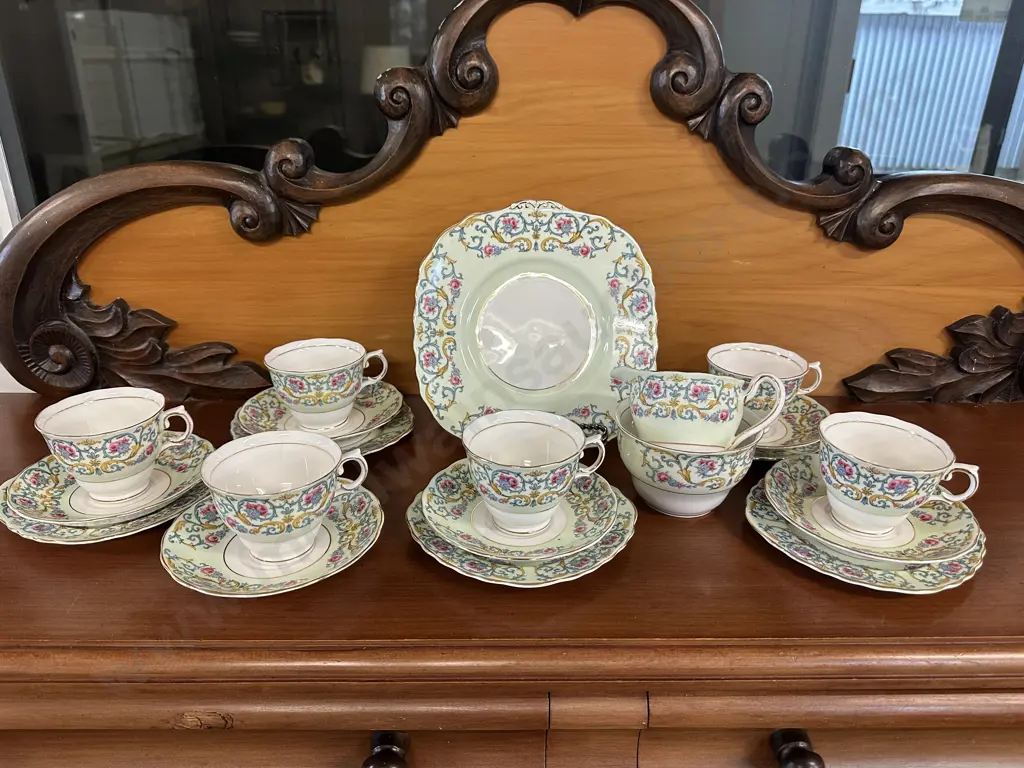 Vintage Colclough Part Tea Set Pink & Blue Flowers Image 1++