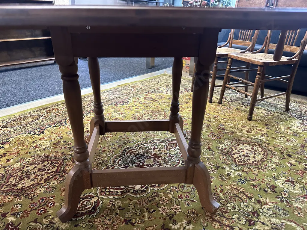 Dropleaf Oval Dining Table With Inlaid Marquetry Detail To Edge. H74 W154 D137cm Image 1++