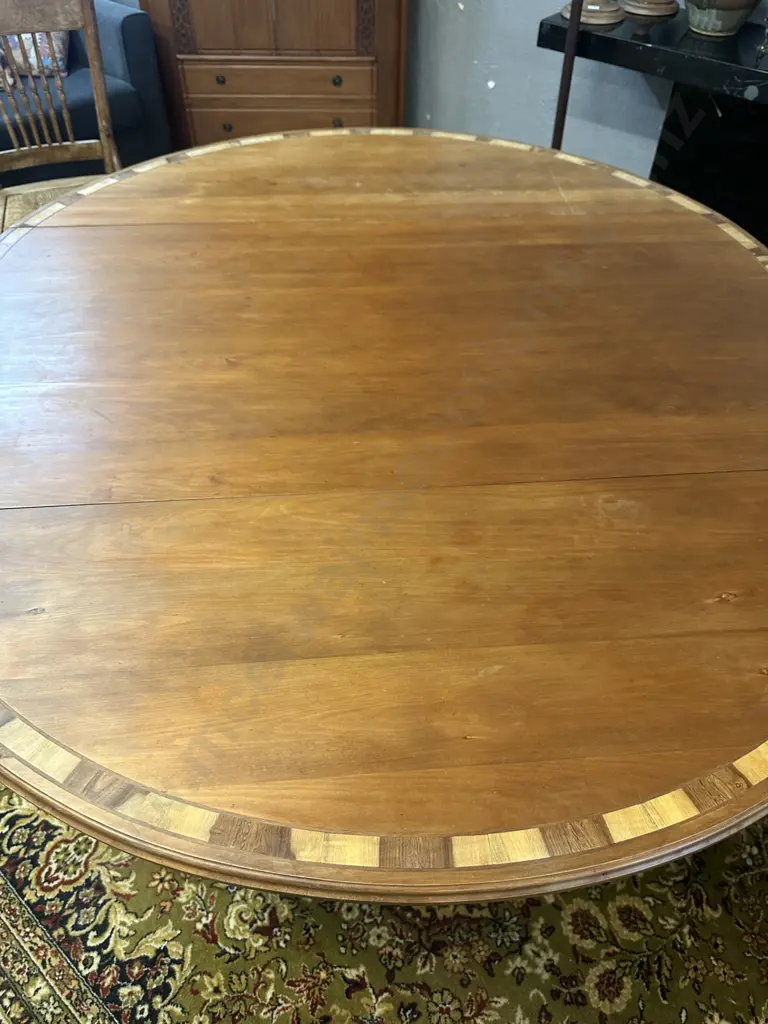 Dropleaf Oval Dining Table With Inlaid Marquetry Detail To Edge. H74 W154 D137cm Image 1++