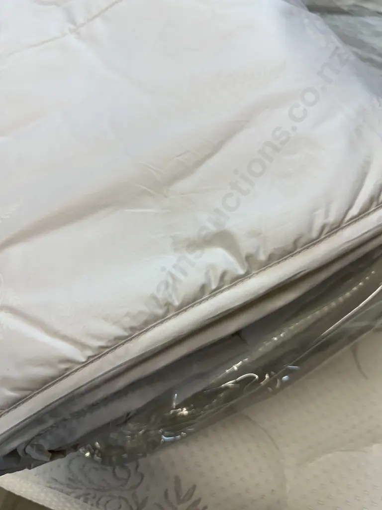 Kapaca Alpaca Fibre Four Seasons King Size Duvet Inner Image 1++